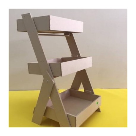 Escalera 3 charolas 45cm